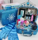 Набір дитячої косметики в валізці / Холодне серце для макіяжу та манікюру з прикрасами