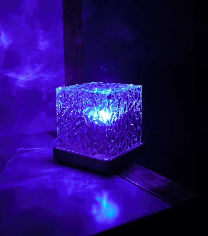 Нічник-проектор на 16 кольорів RGB з пультом управління