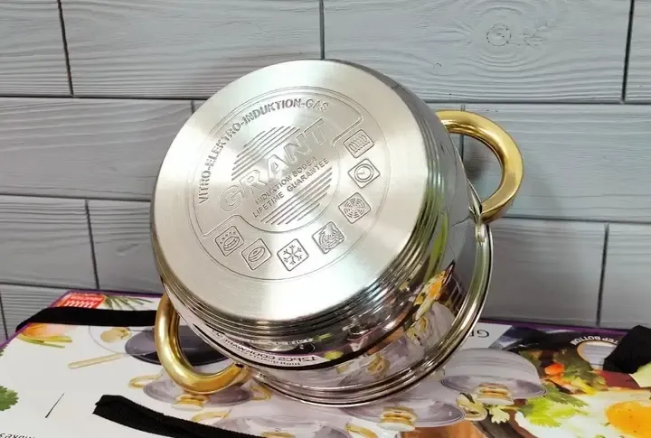 Набір кухонного посуду з нержавіючої сталі Grandhoff GOLD GR-7012 12 предметів з індукційним дном