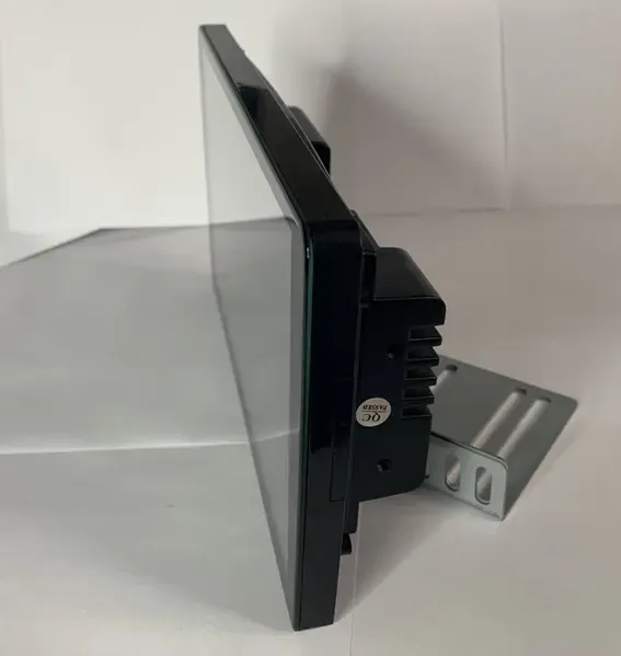 Автомобільна магнітола X9116 1+16G з пультом та великим екраном