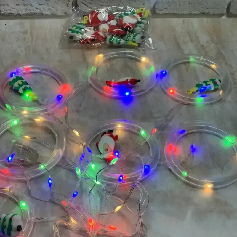 Гірлянда штора "Круги та кулі" 3м (ялинка, сніговик, дід мороз, олень, шапка)