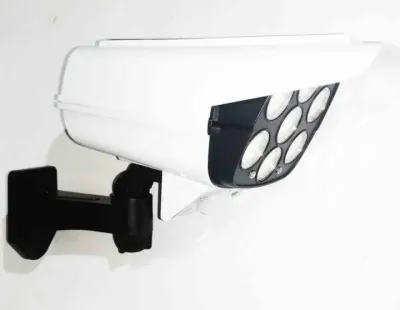 Вуличний ліхтар на сонячній батареї з датчиком руху та пультом JLP-2178 Ліхтар-прожектор у вигляді камери