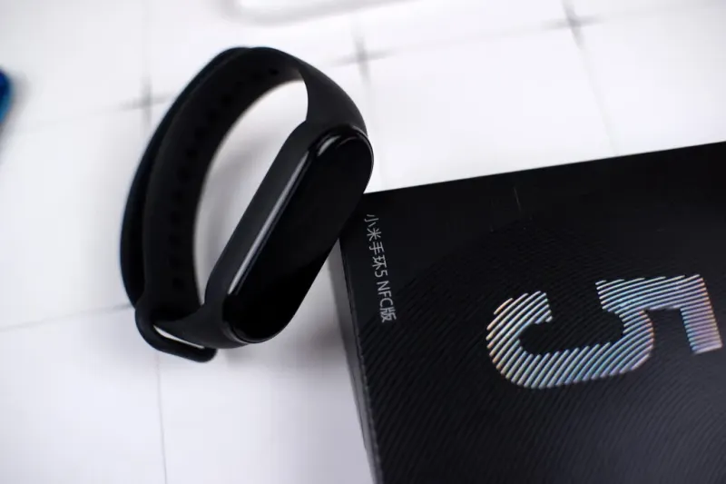 Фітнес браслет Xiaomi Mi Band M5 Смарт годинник для спорту