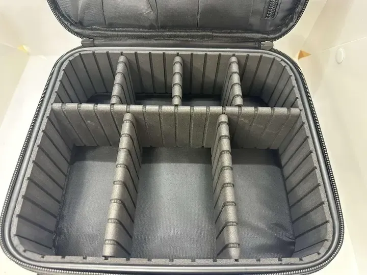 Чорна Органайзер бокс бьюті кейс косметичка валіза сумка для зберігання косметики та приладдя 26х23х10 см