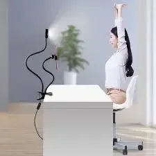 Тримач на прищіпці з підсвічуванням Professional Live Stream