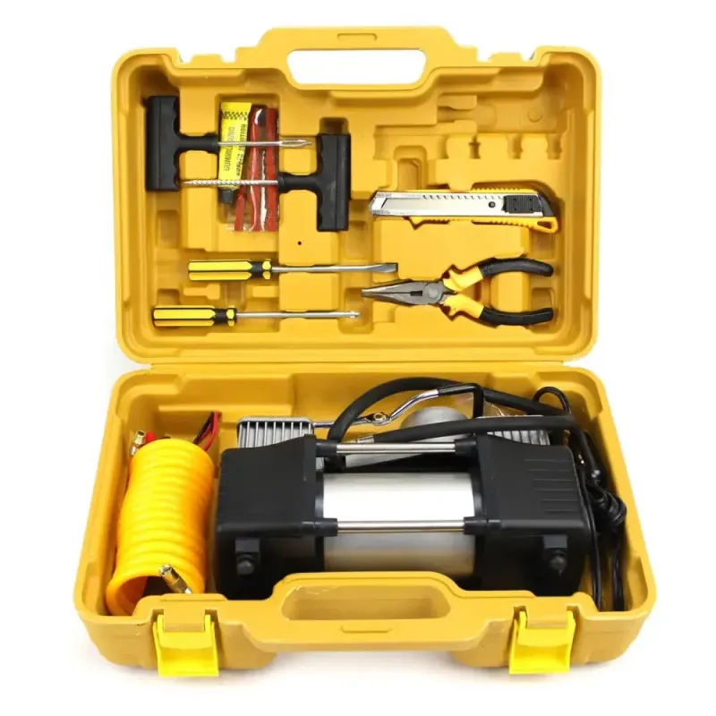 Автомобильный двухпоршневый компрессор с набором инструментов в кейсе YELLOW