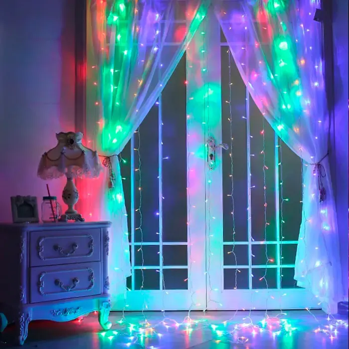 Світлодіодна гірлянда-штора на вікно різнокольорова