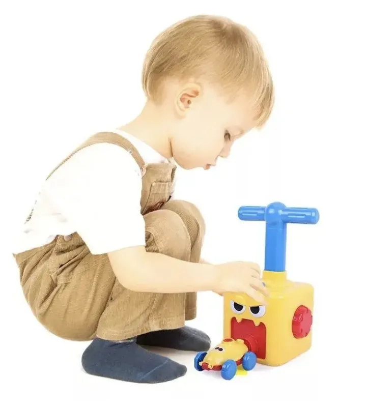 Аеромобіль машинка з кулькою, Aerodynamics Reaction FORCE Principle