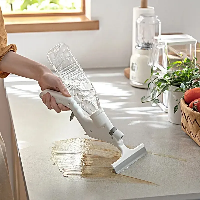 Щітка для прибирання усіх поверхонь 4в1 Water Spray Cleaning Kits ефективно та ретельно видаляє забруднення, не залишаючи подряпин і не пошкоджуючи поверхні