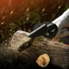 Акумуляторна міні-пила ланцюгова 6 дюймів з двома акумуляторами в кейсі 48 V 5000 mAh 550 Вт