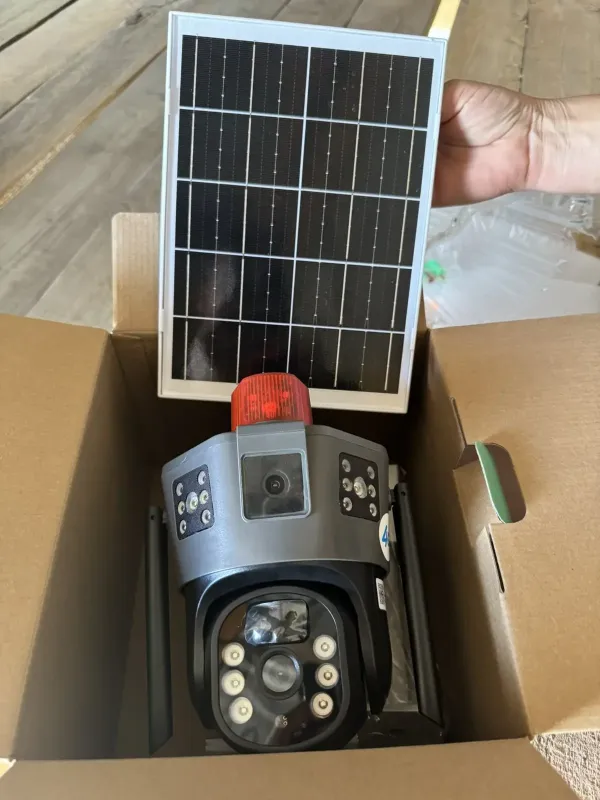 Бездротова вулична камера відеоспостереження 4G WiFi  на 2 об'єктиви із сонячною панеллю нічним баченням