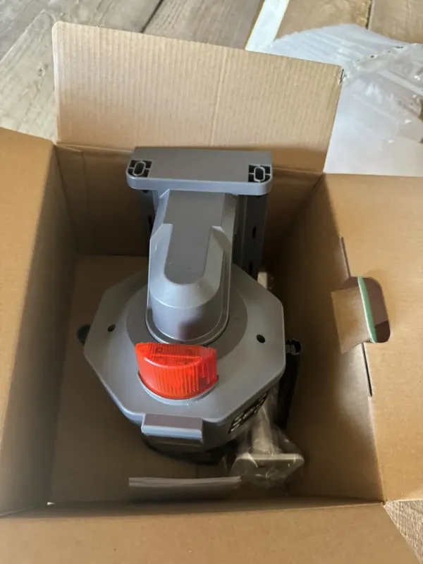 Бездротова вулична камера відеоспостереження 4G WiFi  на 2 об'єктиви із сонячною панеллю нічним баченням