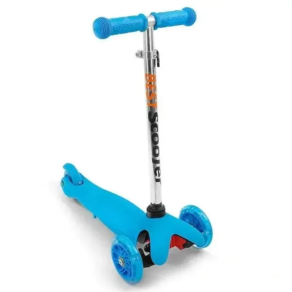 зелений Триколісний самокат з колесами, що світяться