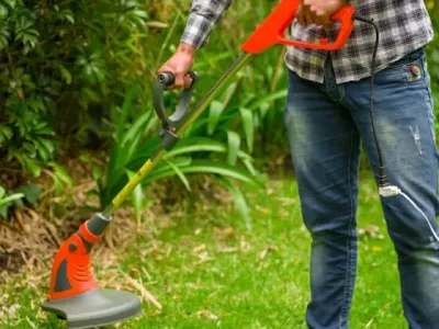 Газонокосарка/триммер для стрижки трави