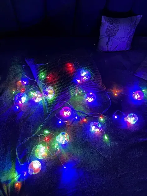 Гірлянда світлодіодна бахрома чарівні кулі, мультиколор, 2.5м, 12 куль
