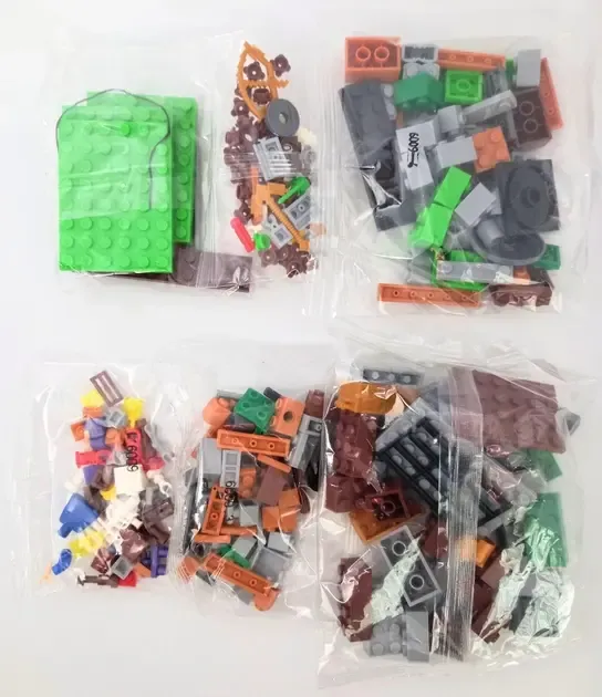 Конструктор LEGO Minecraft Небесна вежа