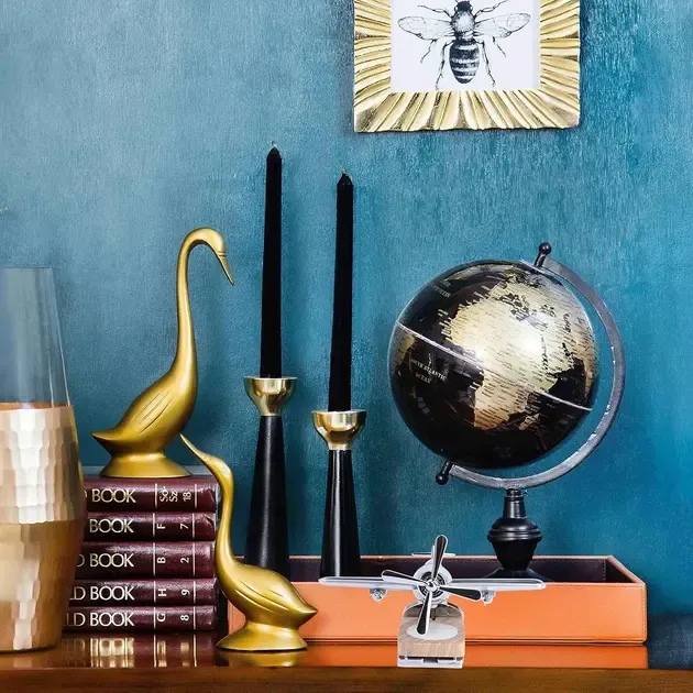 Креативний автомобільний освіжувач, ароматизатор повітря у вигляді літака з пропелером, що обертається, від сонячної панелі