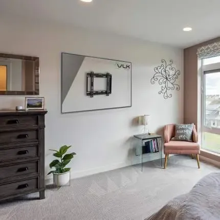 Кронштейн для телевізора V5 26-55 регульована настінна сталь Чорний KA 1057