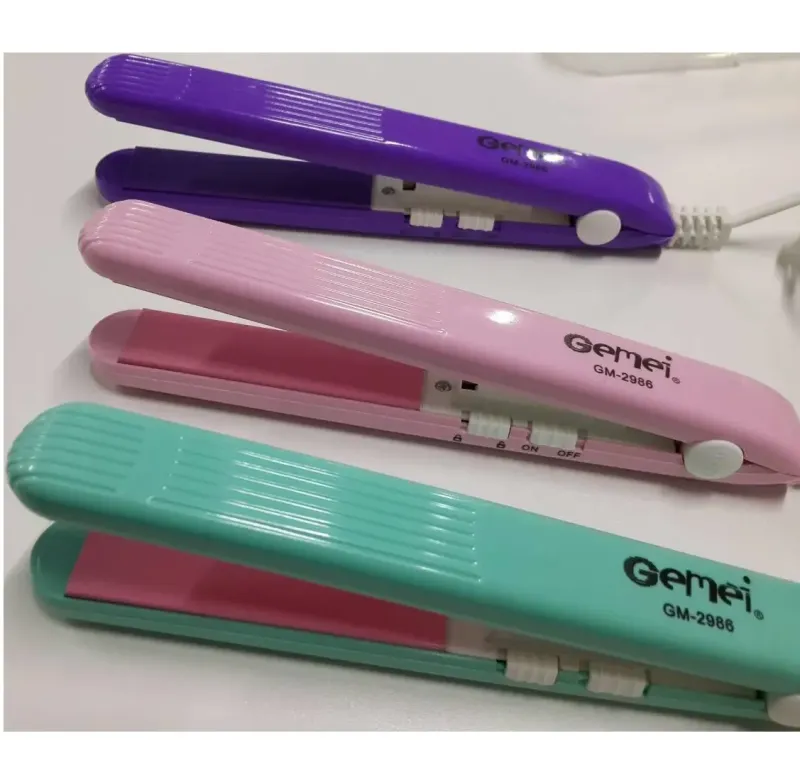 Міні-праска Гофре для волосся у пластиковому контейнері