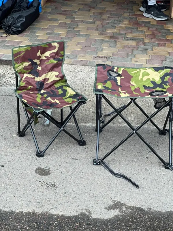 Набір для пікніка стіл та стільці 2шт у сумці / Туристичний столик зі стільцями / Складаний стіл та стільці