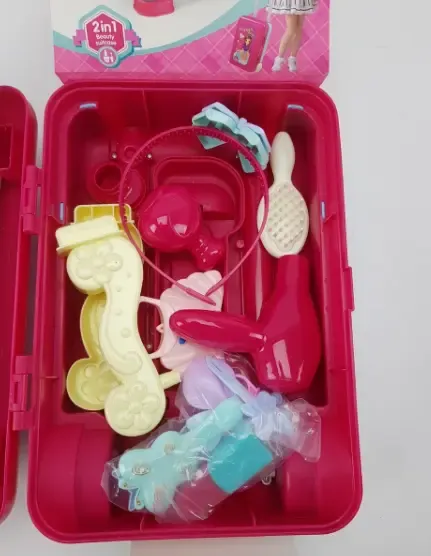 Набір для макіяжу дитячий HAPPY DRESSER з висувною валізкою