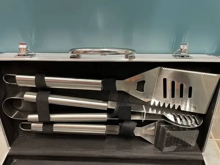 Набір інструментів для барбекю Rainberg AL-10 з нержавіючої сталі в валізі, 10 предметів