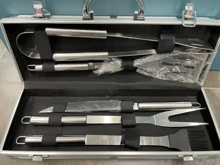 Набір інструментів для барбекю Rainberg AL-5 з нержавіючої сталі в валізі, 5 предметів