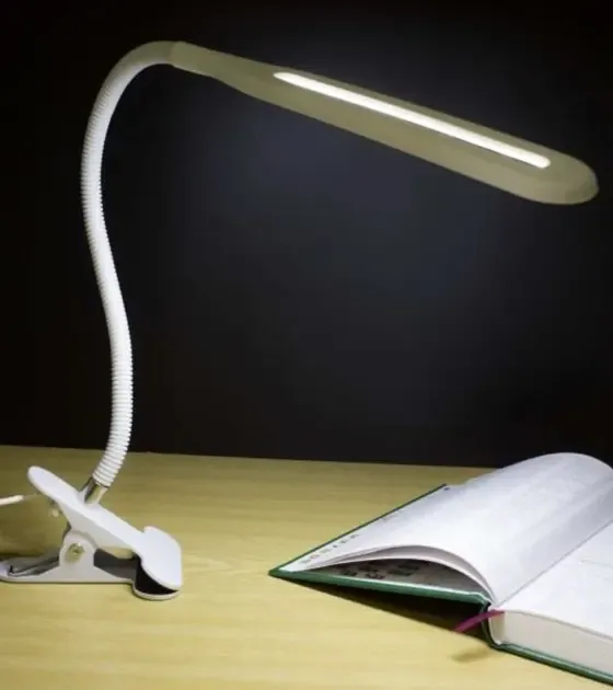 Настільна лампа на прищіпці гнучка LED Beluck BL-01 з кабелем USB