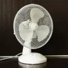 Настільний універсальний електричний вентилятор Wimpex WX-901 TF із захисними ґратами та підставкою