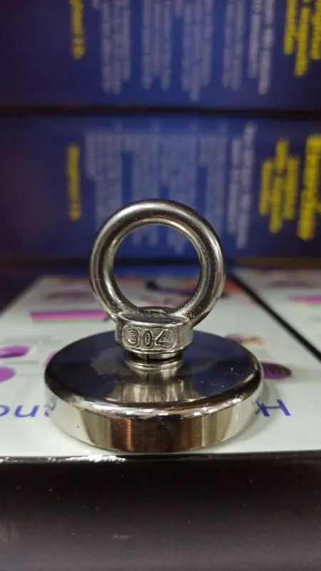 Неодимовий магніт 16мм - 5кг у корпусі із зовнішнім кільцем / Пошуковий магніт / Магніт для пошуків металу