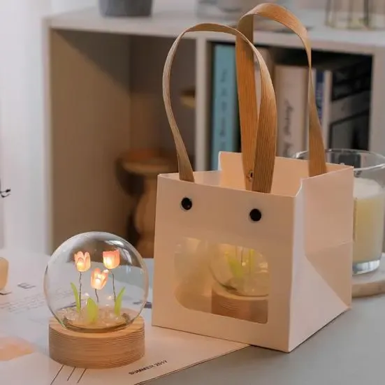 Світильник-нічник тюльпан у скляній кулі