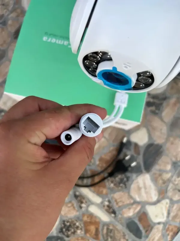 Вулична камера UKC Відеоспостереження WIFI IP бездротова зовнішня поворотна V380 Pro з блоком живлення