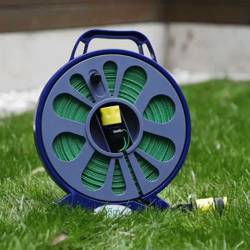 Шланг 15-метровий поливальний з котушкою та розпилювачем BB-4302 | Поливальний набір