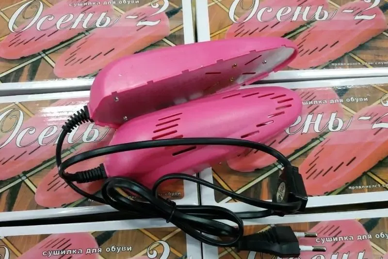 Сушарка взуття SHOES DRYER Універсальний пристрій для ефективного просушування взуття