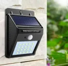 Вуличний світильник на сонячній батареї із датчиком руху Ever Brite