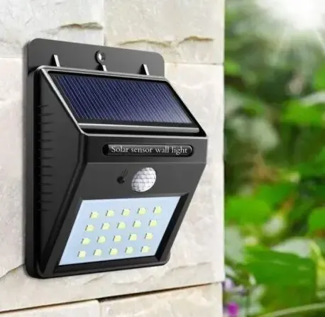 Вуличний світильник на сонячній батареї із датчиком руху Ever Brite