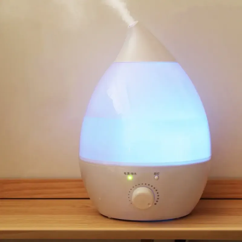 Зволожувач повітря на 1,3л підсвічуванням та регулятором Wild Wind Білий