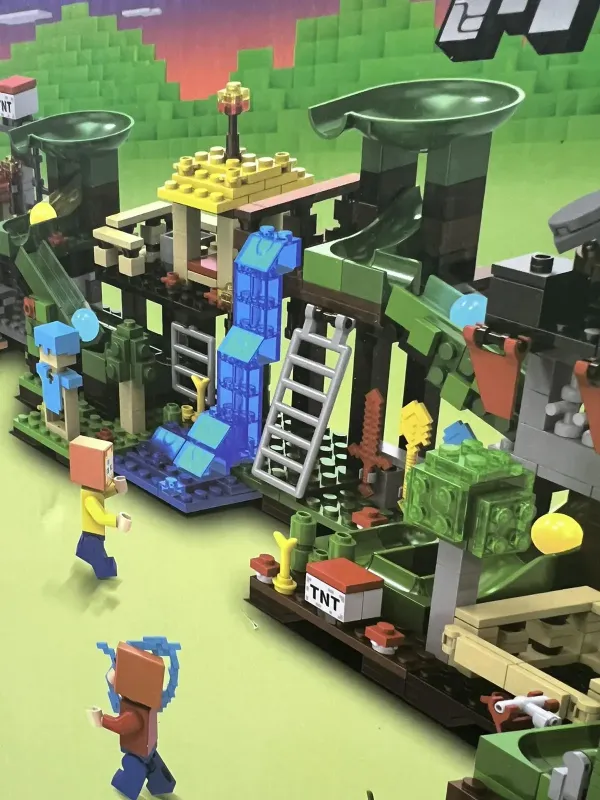 Конструктор лего My WORLD 410 деталей Lego