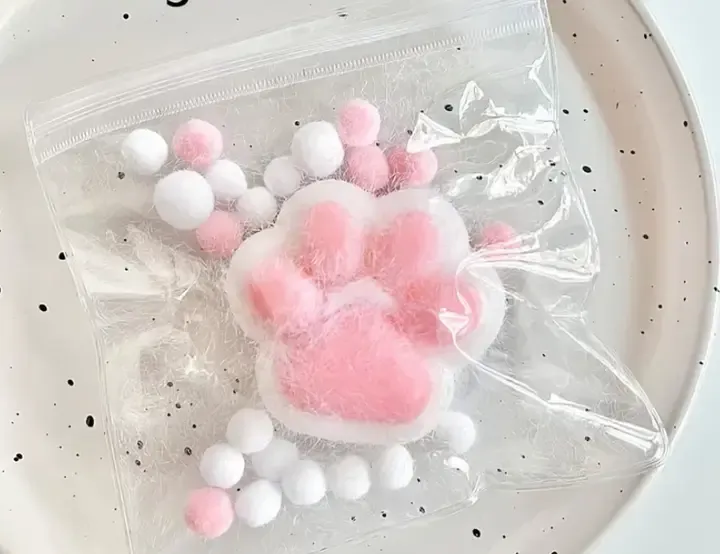 Іграшка-антистрес Сквіші Лапка Котика