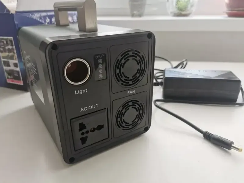 Інвертор акумуляторний 12,8V/50Ah/600W Портативна електростанція 600Вт, 144000мАч